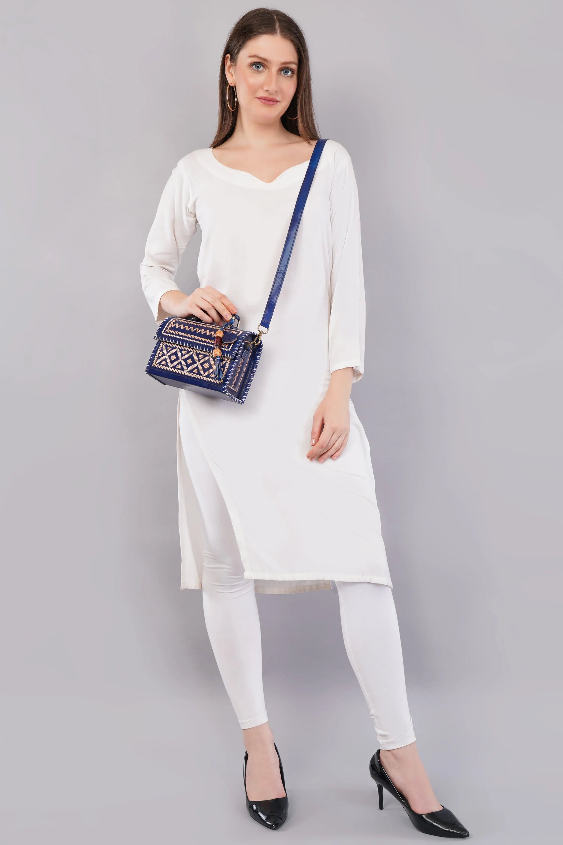 Blue Kutchhi Hut - The Sling RAKHIYO