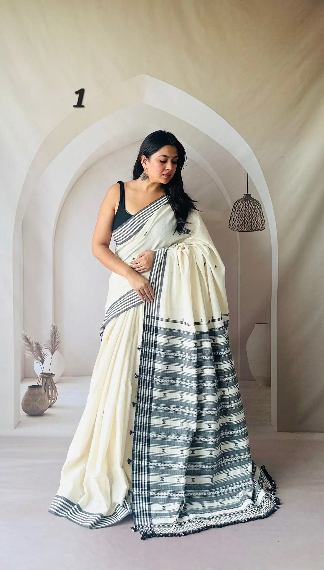Bhujodi Handwoven Kala Cotton Saree RAKHIYO