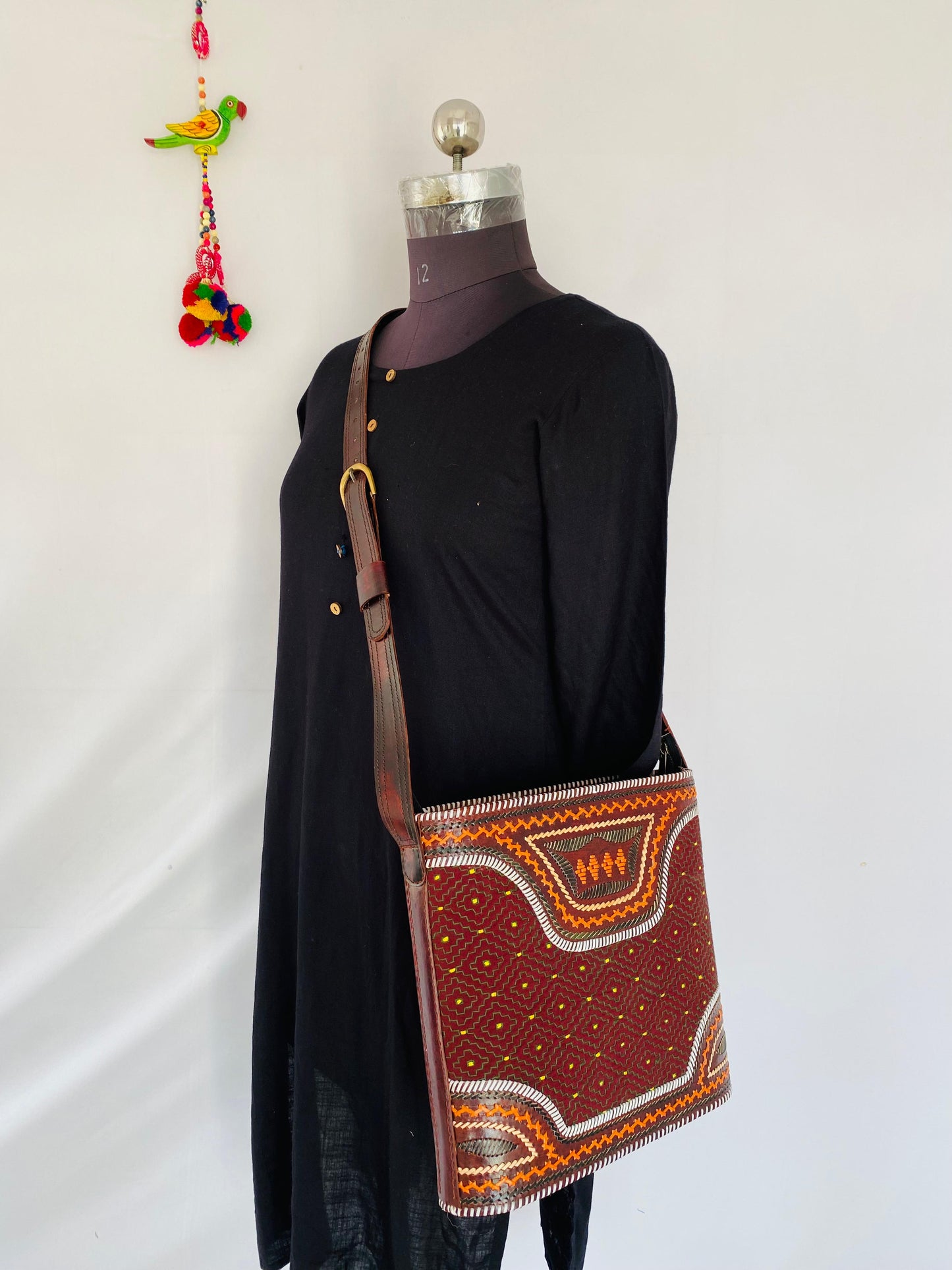 Kambhiro - Sling/Shoulder Bag