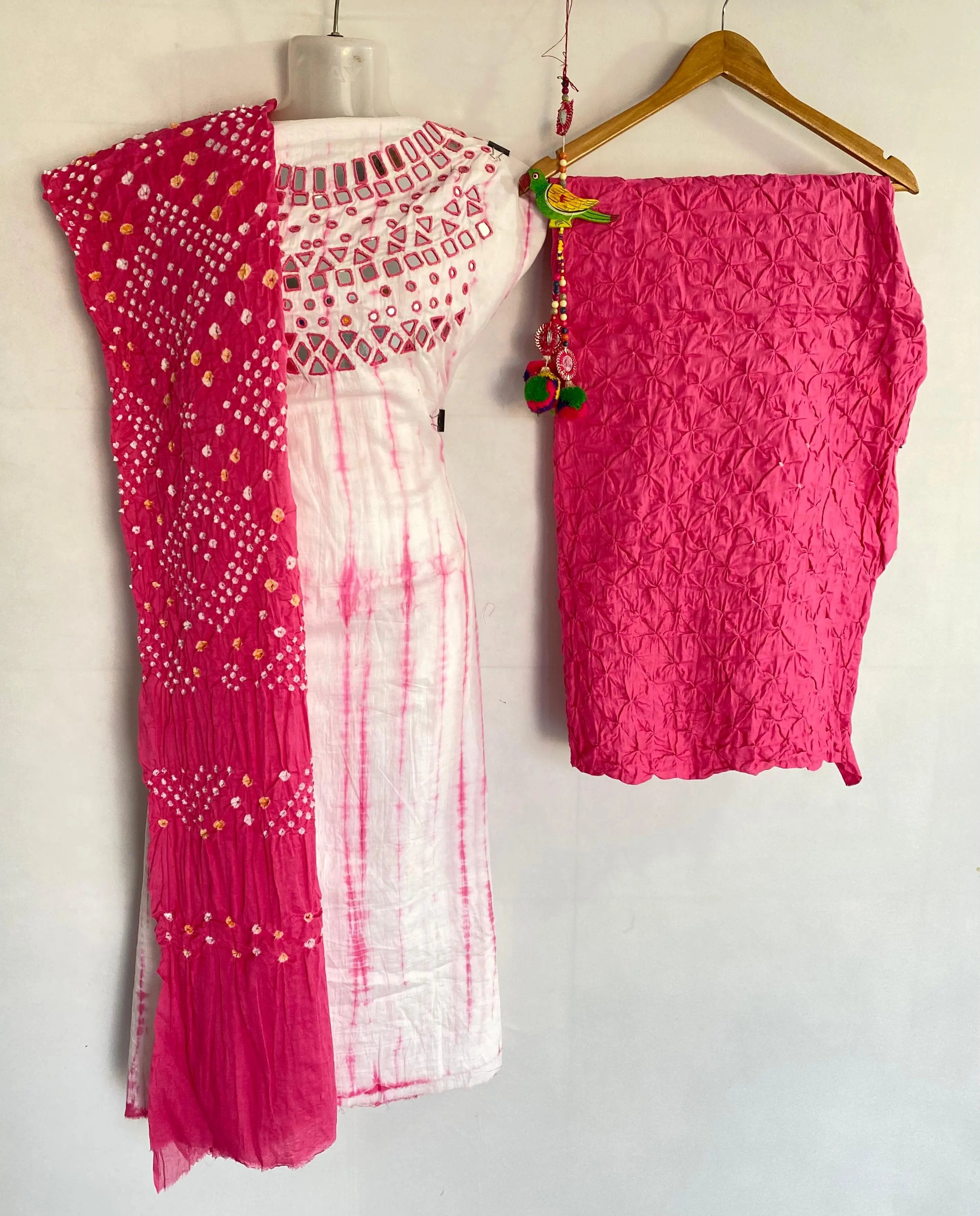 Pink Bandhani Sibori Mirror Suit Material RAKHIYO