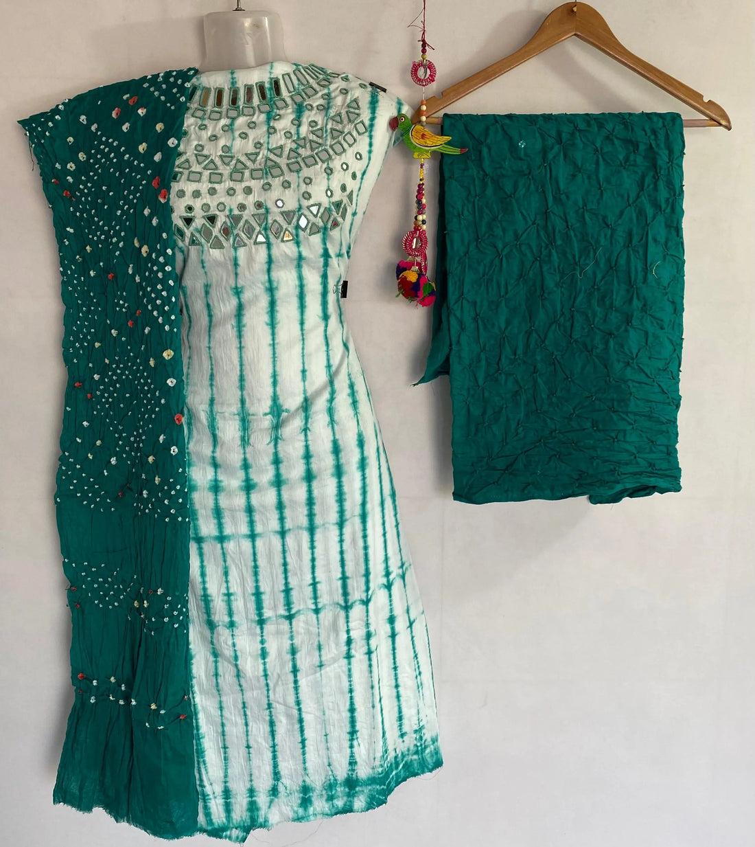 Sea Green Bandhani Sibori Mirror Suit Material RAKHIYO