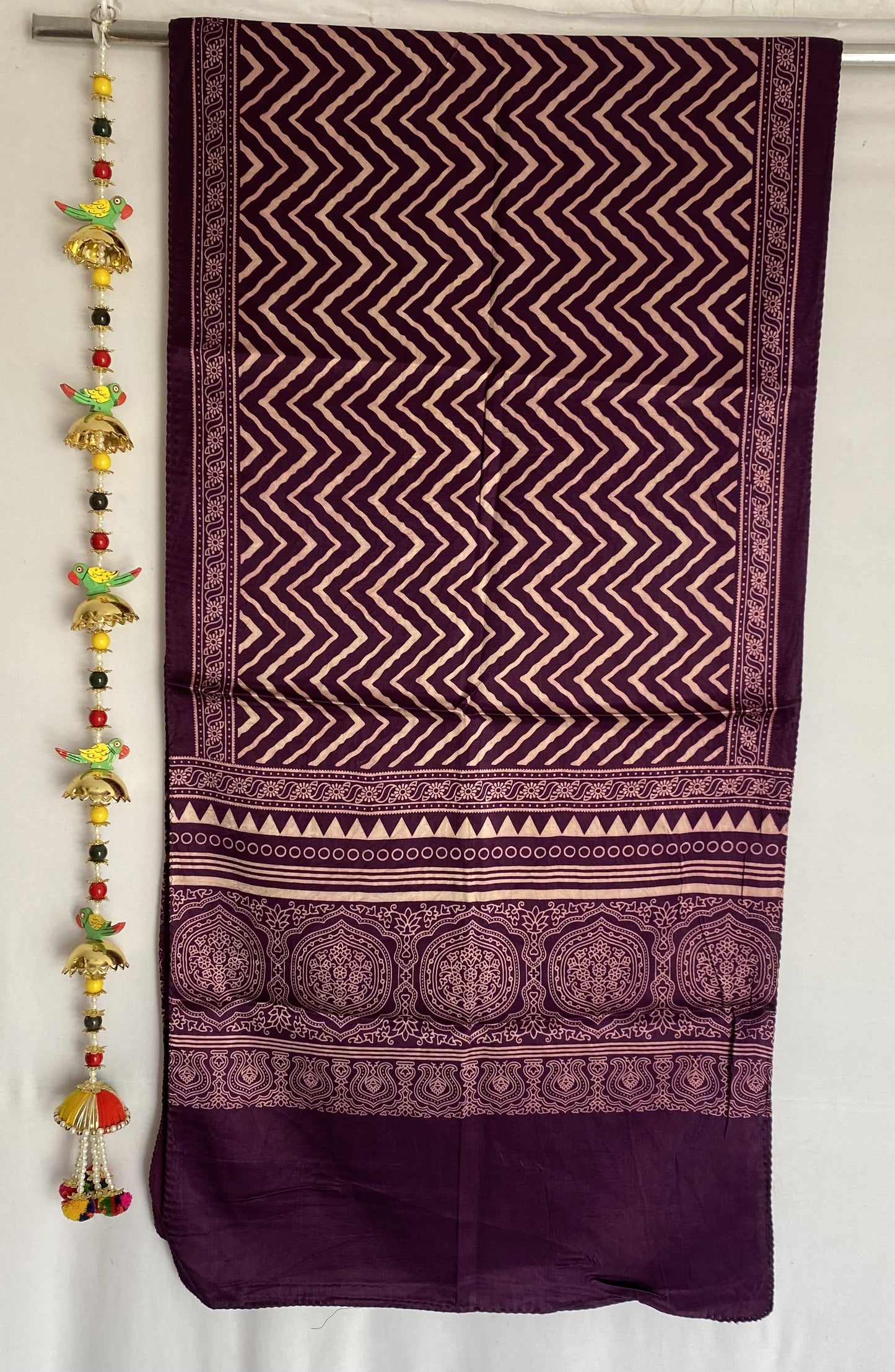 Laheriya Mashroo Stoles