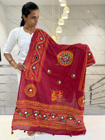 Red Kutchhi Bavariya Cotton Dupatta RAKHIYO