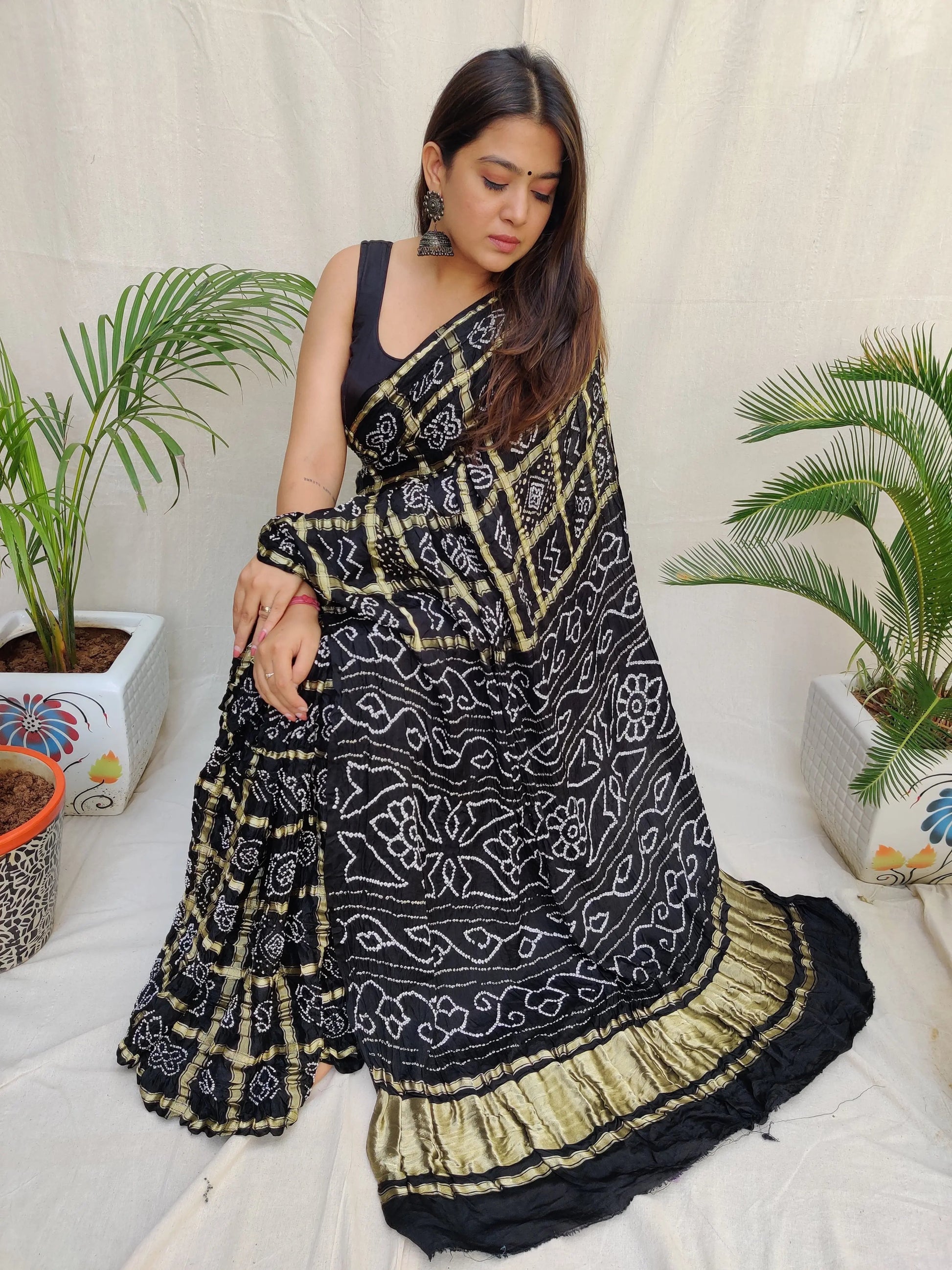 Black Bandhej Garchola Gaji Silk Saree RAKHIYO