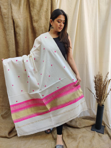 White Jari Abhala Bhujodi Woolen Shawl RAKHIYO