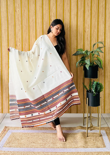 White Small Buti Bhujodi Woolen Shawl RAKHIYO