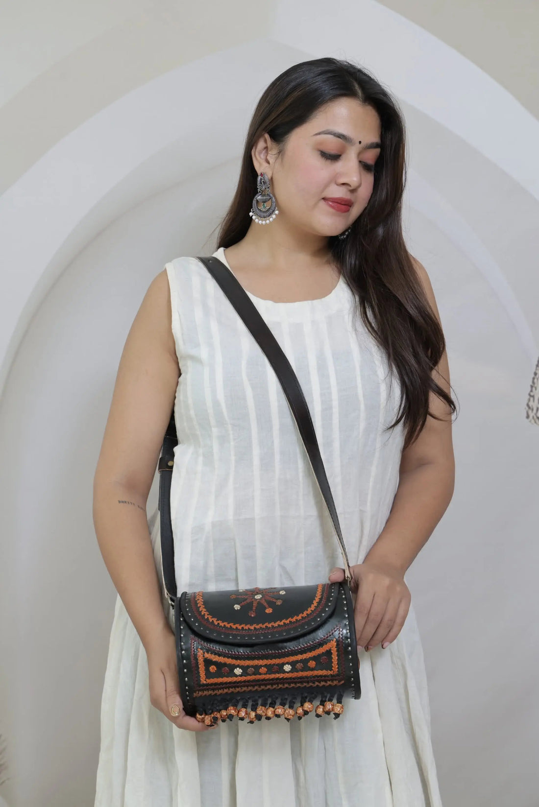 Black Kodi Dholak- The Sling RAKHIYO