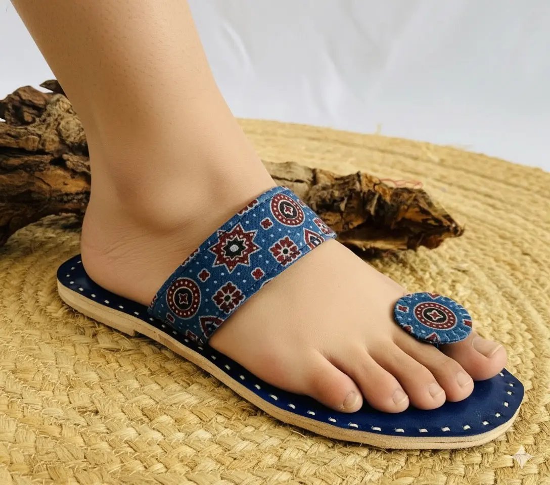 Blue Ajarakh Kutchhi Leather Chappal/Jutti RAKHIYO