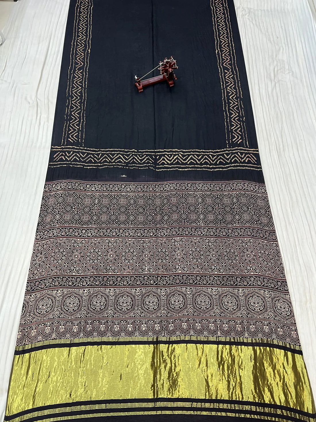 Black Gaala Design Premium Rai Bandhej Gaji Silk Ajarakh-bandhani Saree RAKHIYO