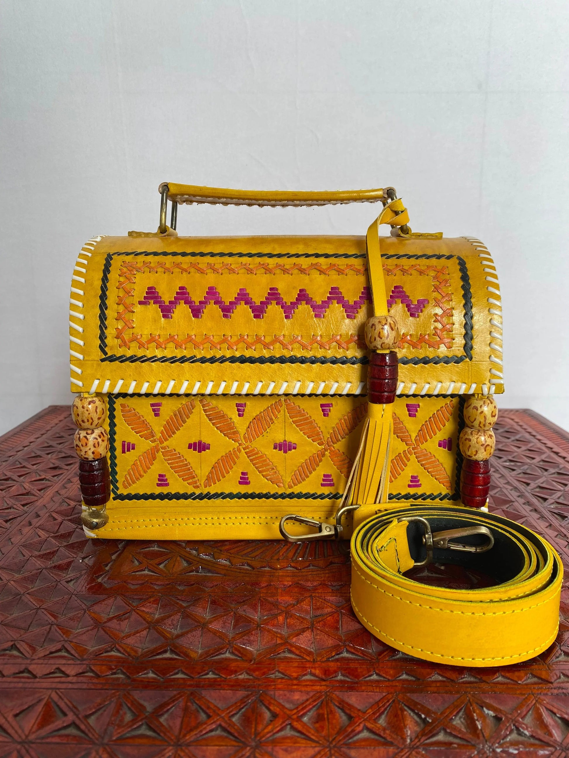 Yellow Antique Hut - The Sling RAKHIYO