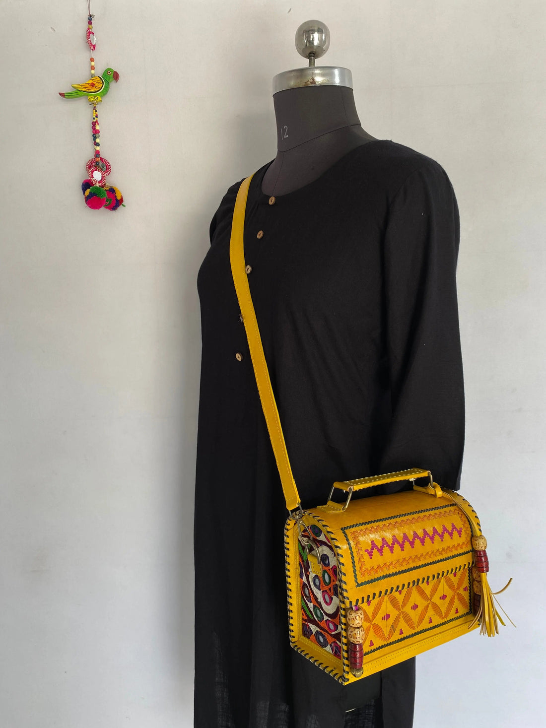 Yellow Antique Hut - The Sling RAKHIYO