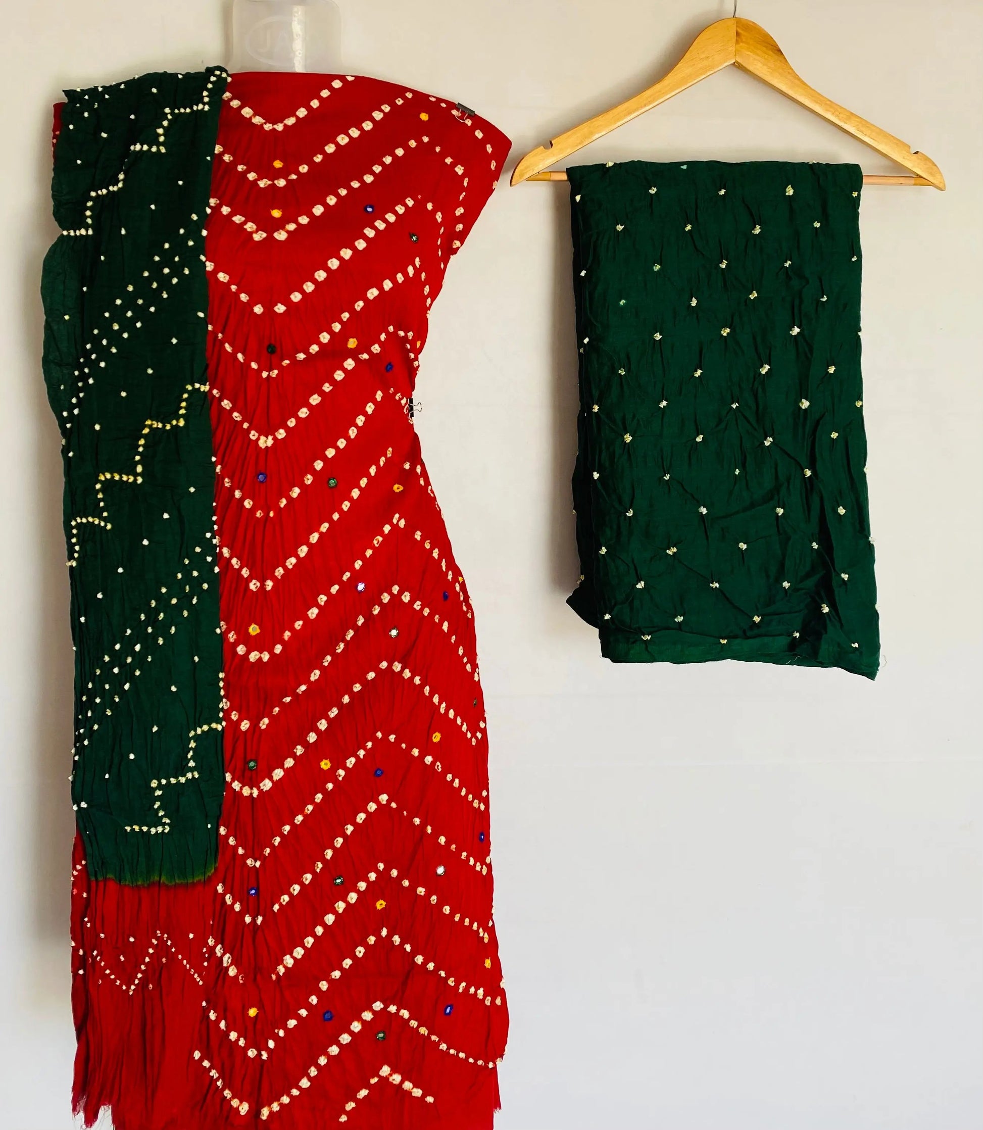 Red Bandhani Leriyo Cotton Satin Suit Material RAKHIYO