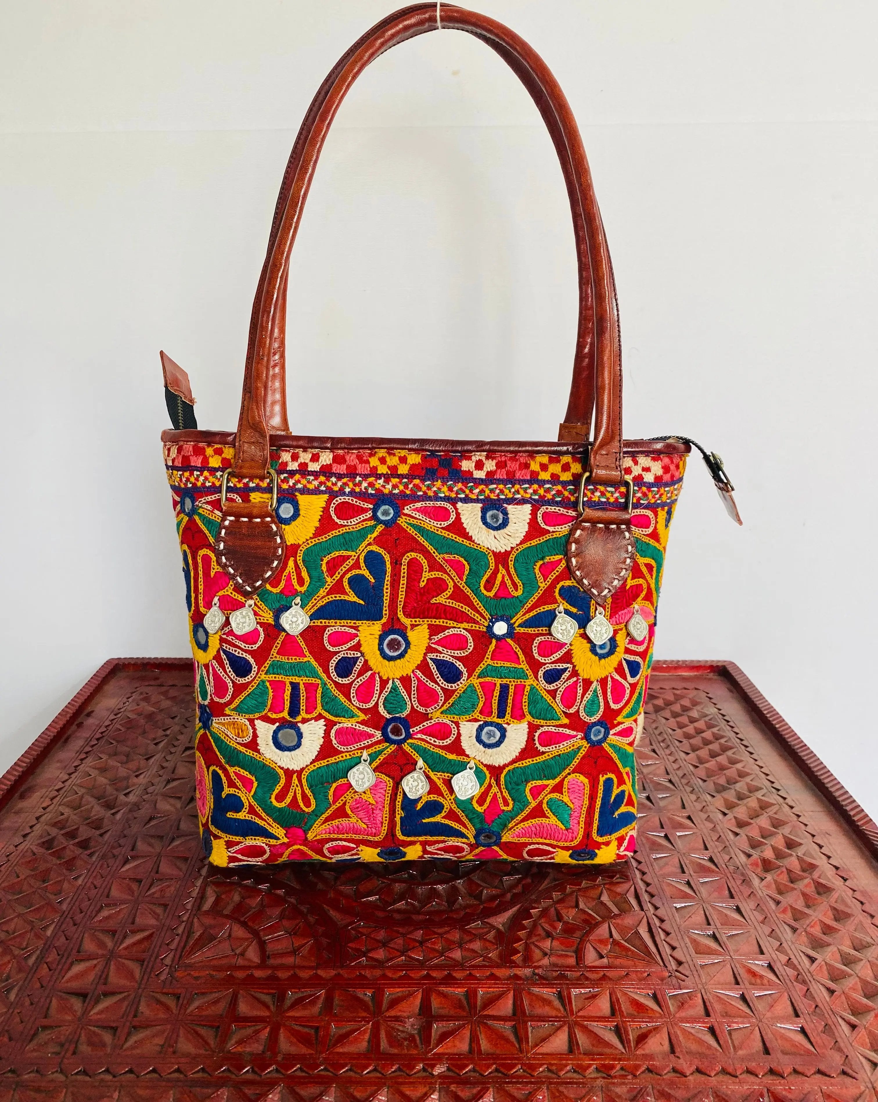 Banjaara - The Antique Tote RAKHIYO