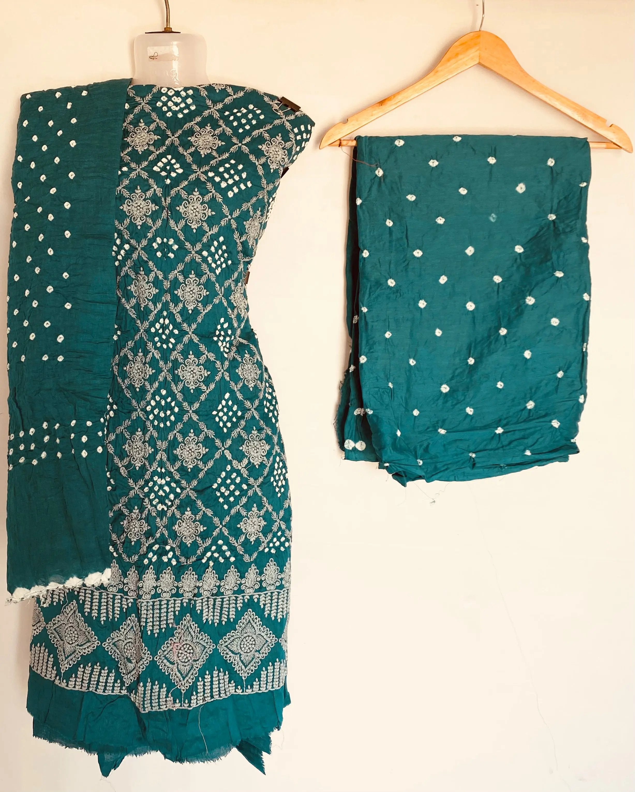 Rama Lakhanavi Bandhani Cotton Satin Suit Material RAKHIYO