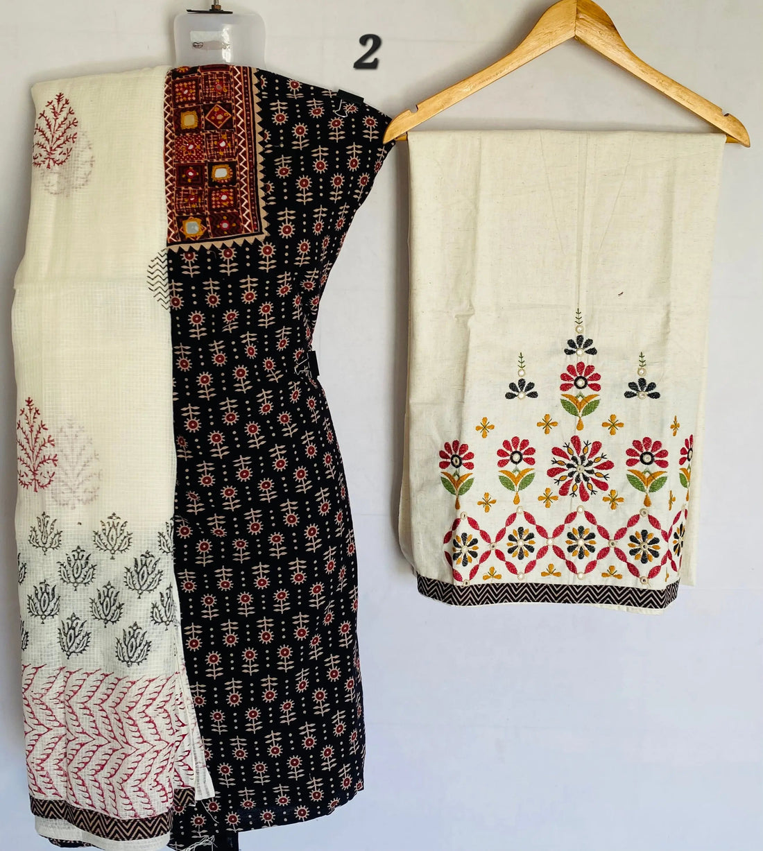Vegetable Blockprint Kutchhi Cotton Suit Material RAKHIYO
