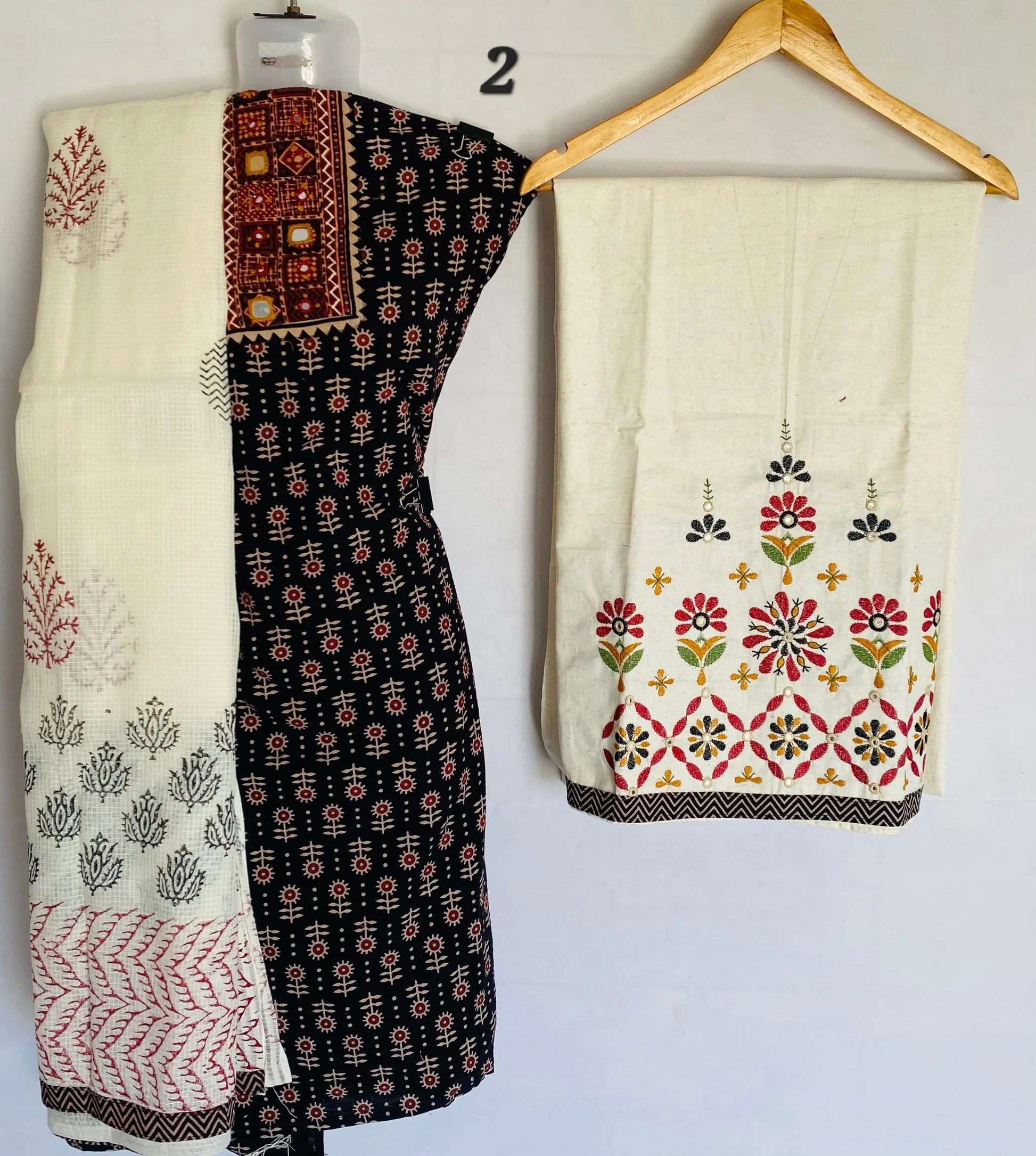 Vegetable Blockprint Kutchhi Cotton Suit Material RAKHIYO