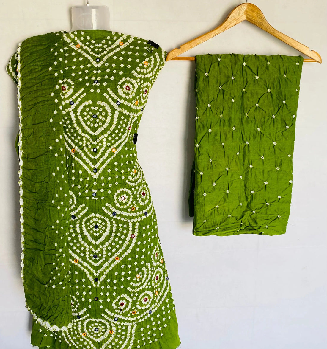Parrot Green Aabhla Bandhani Suit Material RAKHIYO