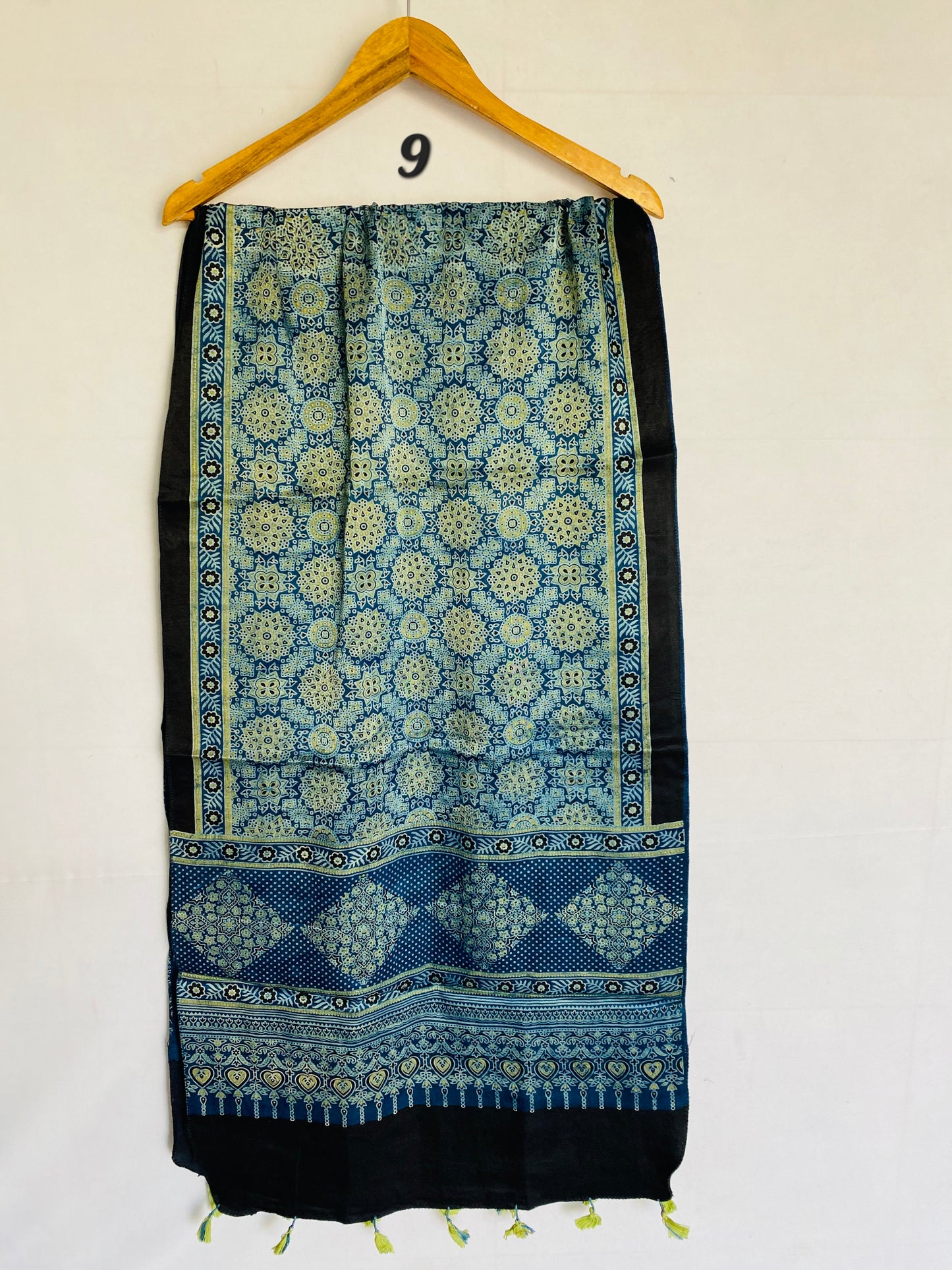 Ajarakh Mashroo Tessal Stoles
