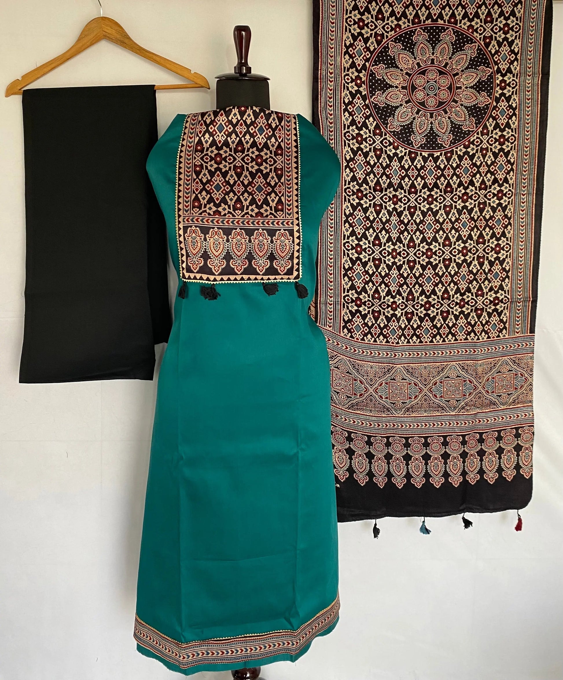 Ajarakh Yock Cotton Satin/Mashroo Suit Material RAKHIYO