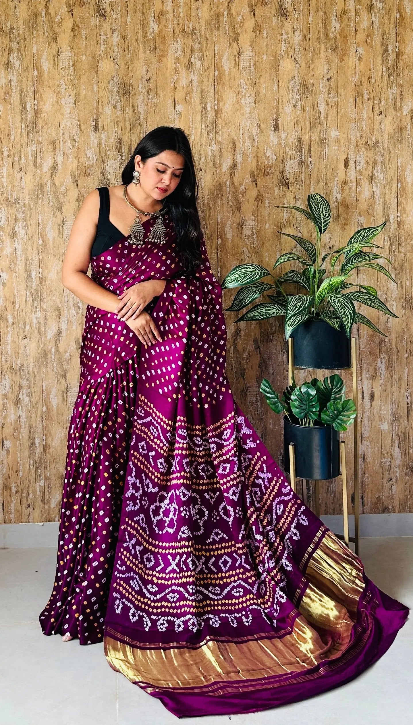 Magenta Dana Bandhani Gaji Silk Saree RAKHIYO