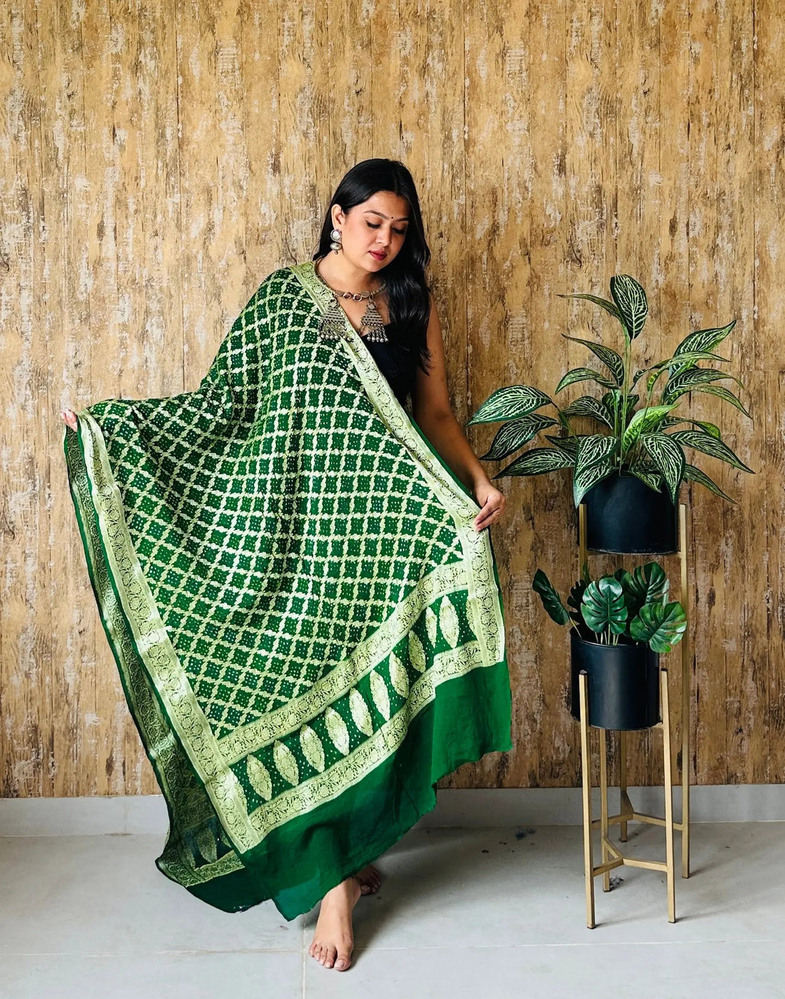 Green Bandhej Banarasi Crepe Dupatta RAKHIYO