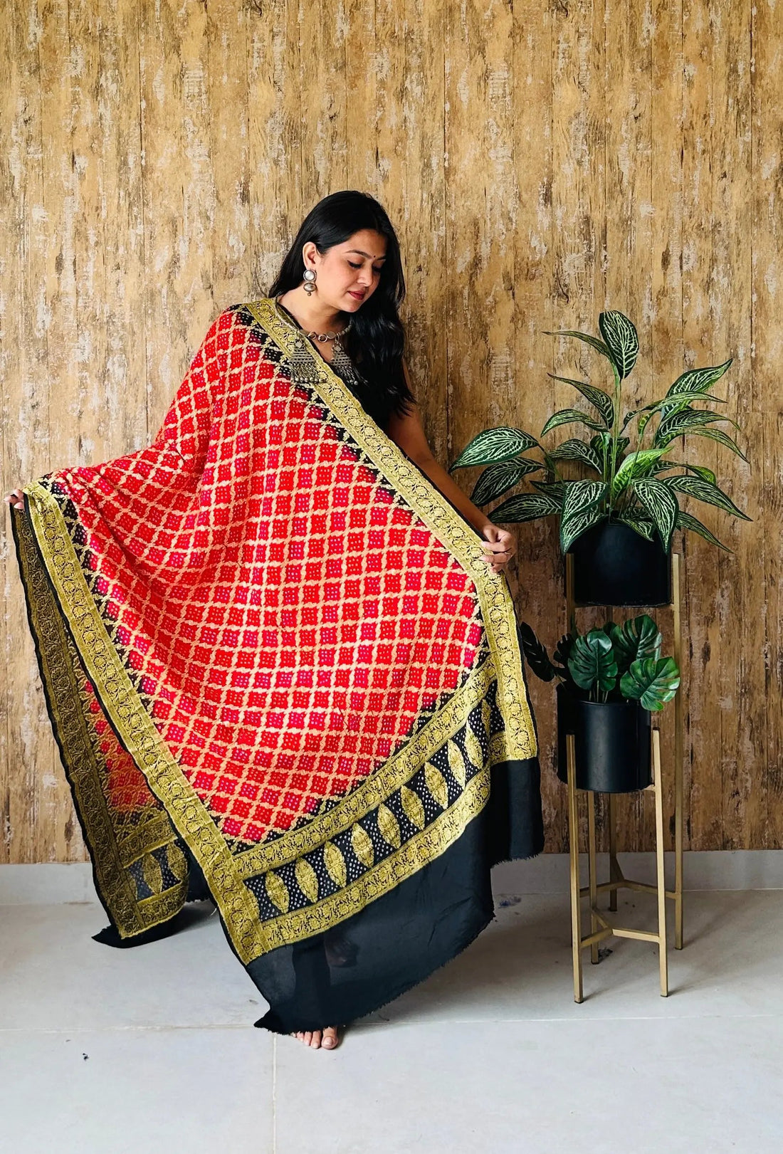 Black & Red Bandhej Banarasi Crepe Dupatta RAKHIYO