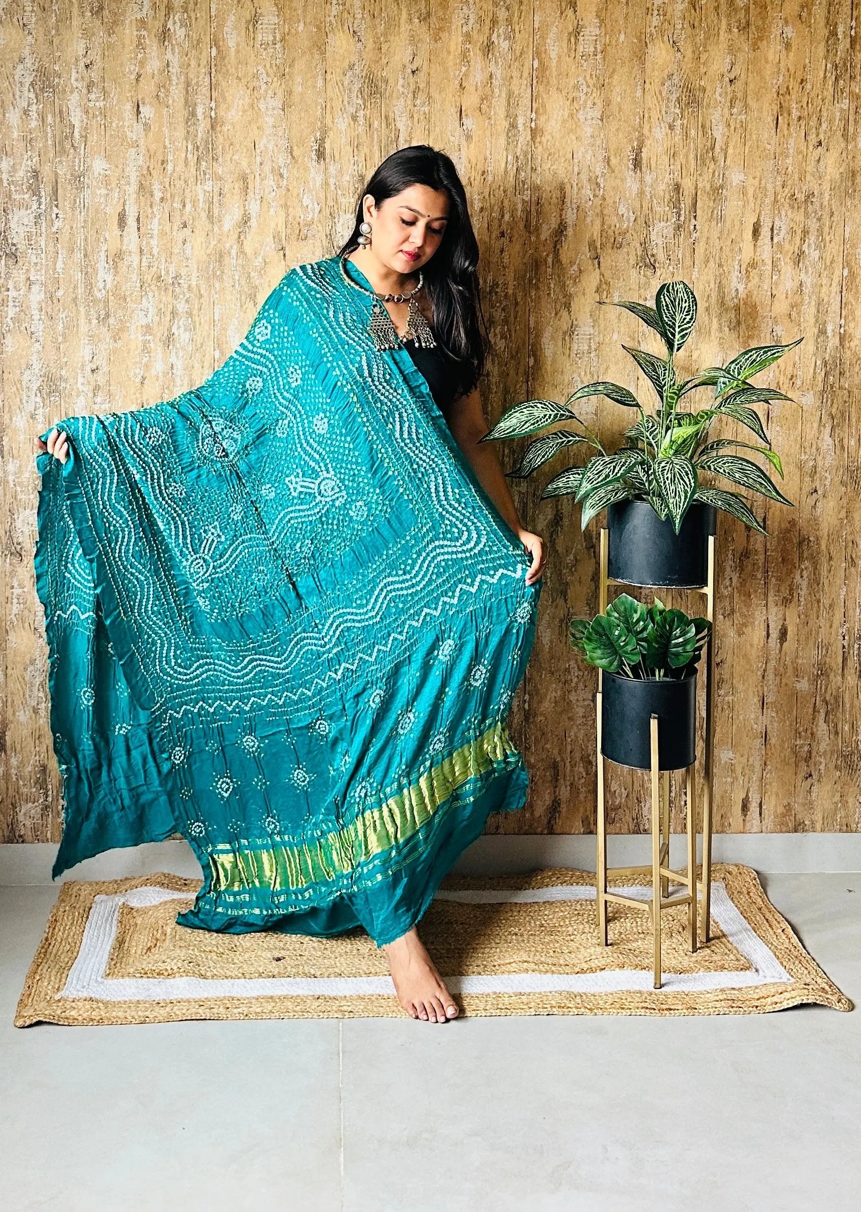 Sea Green Bandhej Chandrokhani Gaji Dupatta RAKHIYO