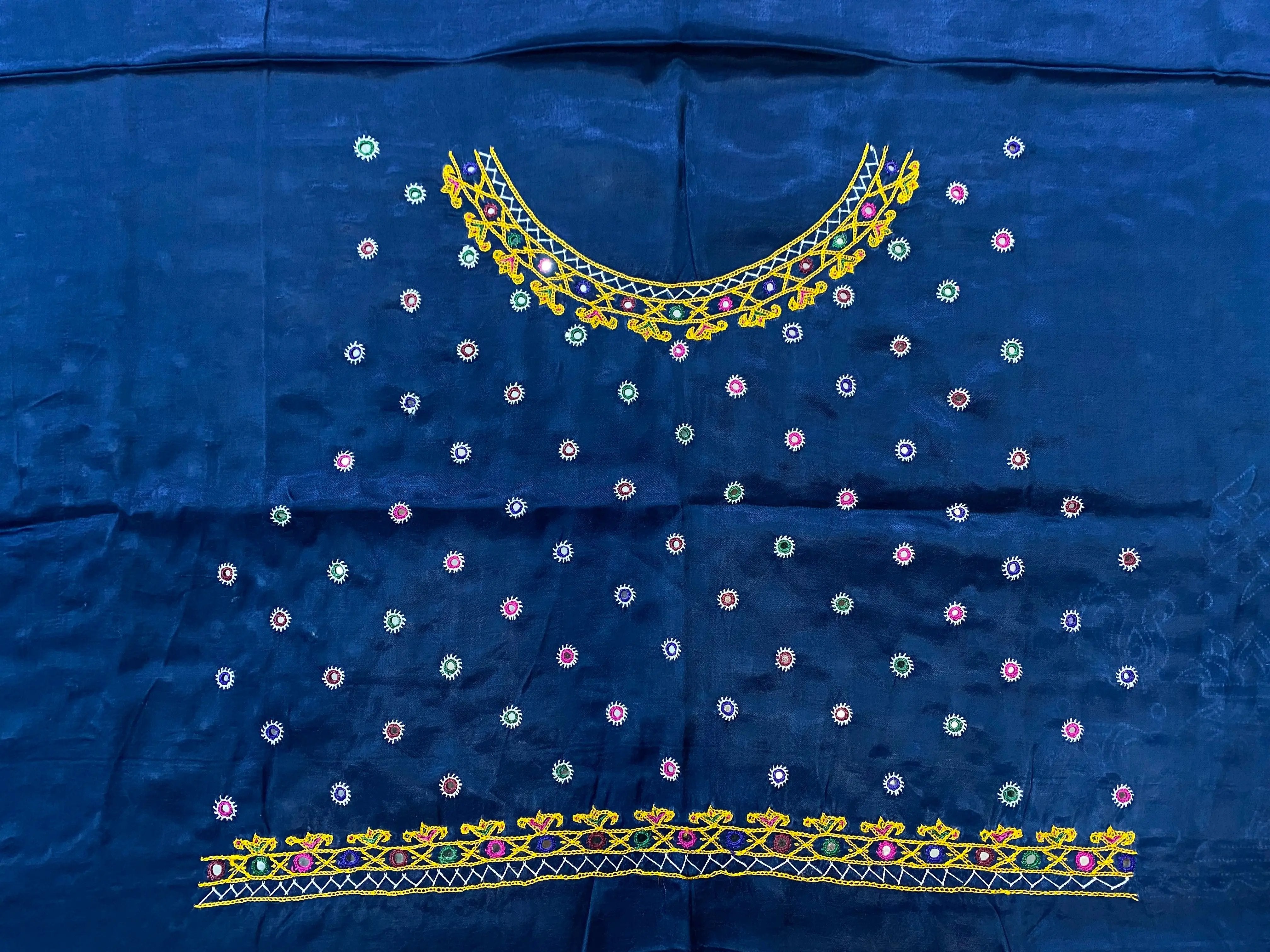 Kutch Embroidered Mashroo Silk Blouse Piece RAKHIYO