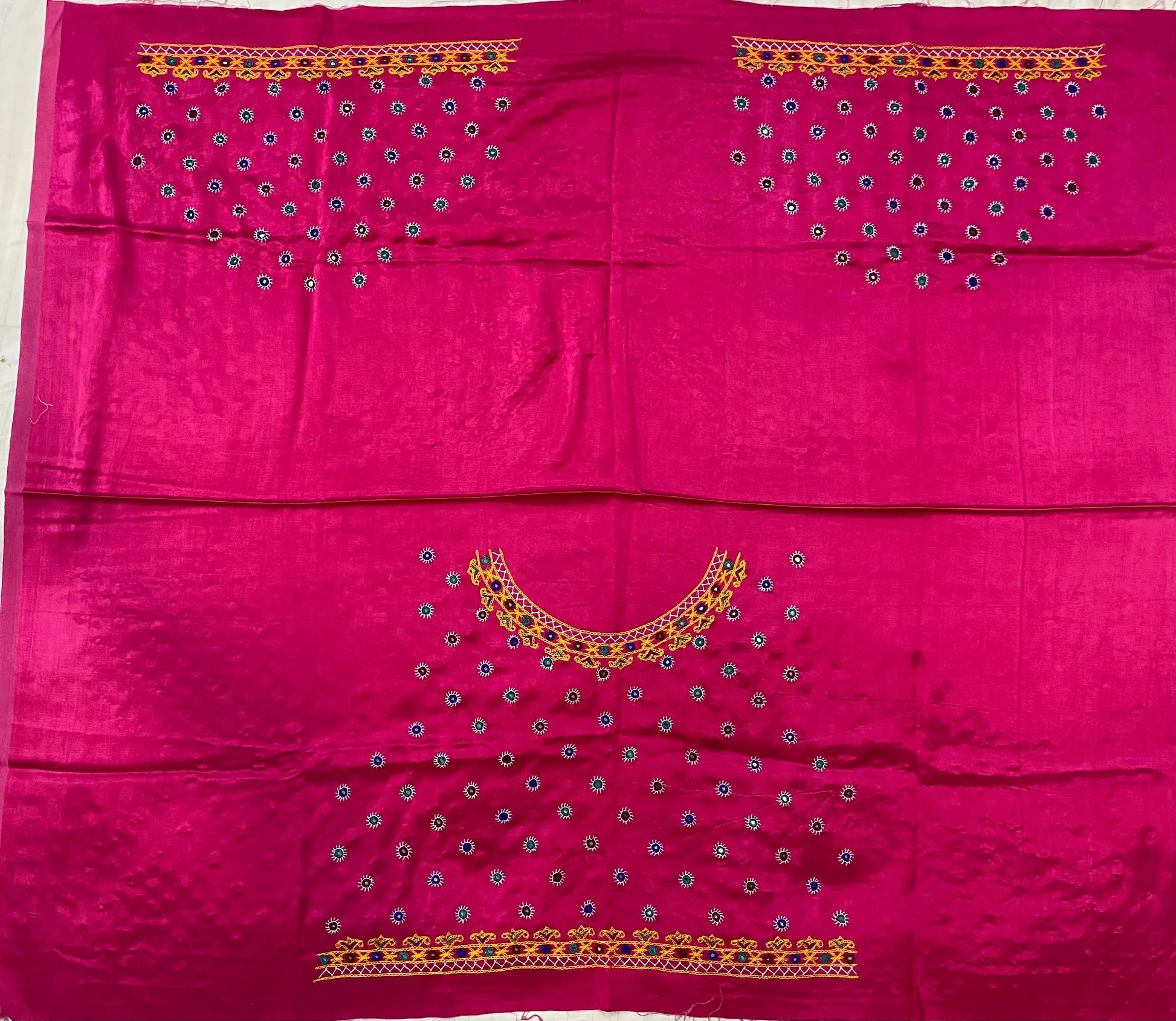 Kutch Embroidered Mashroo Silk Blouse Piece RAKHIYO