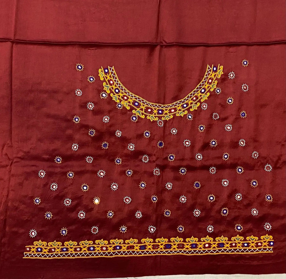 Kutch Embroidered Mashroo Silk Blouse Piece RAKHIYO
