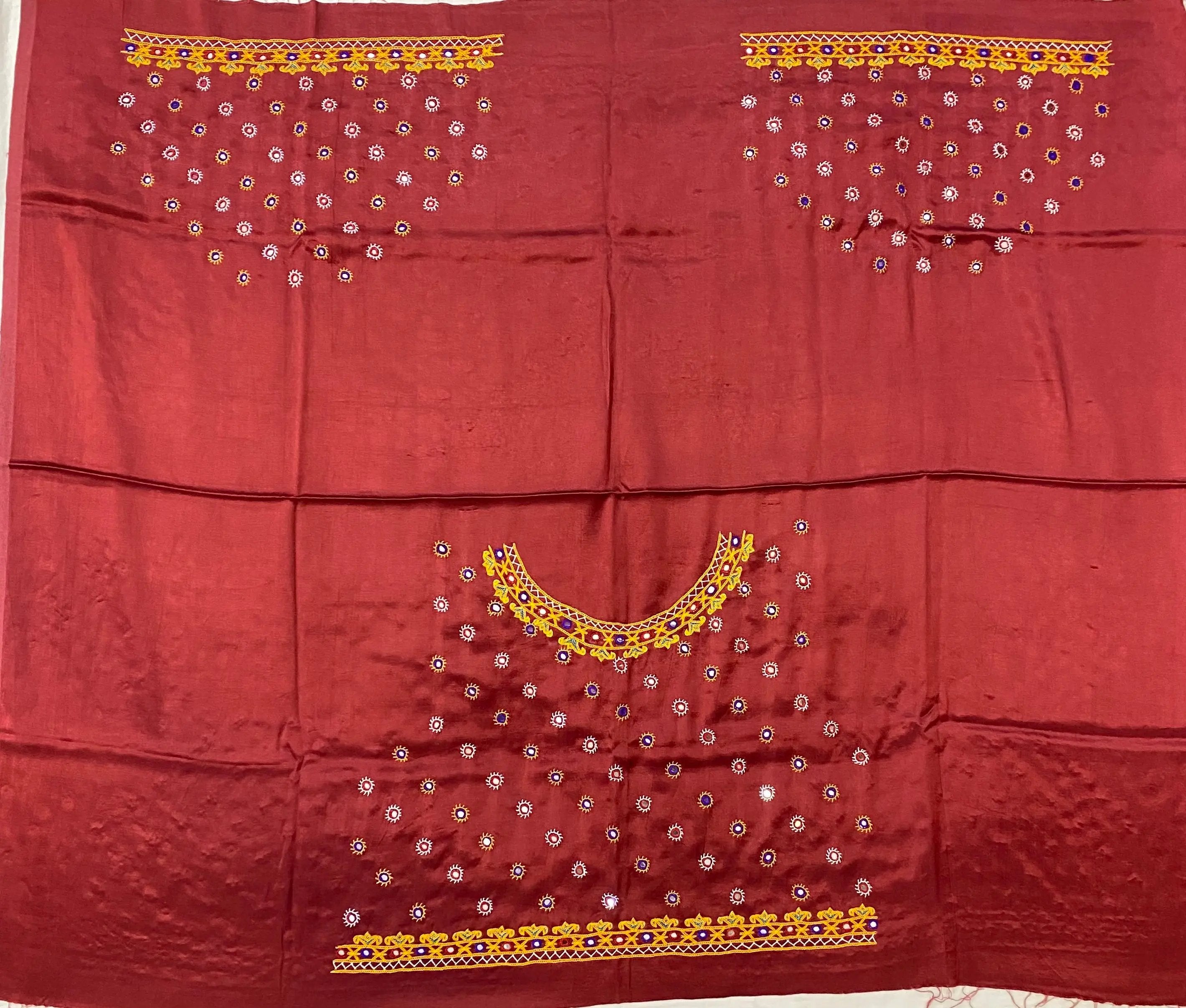 Kutch Embroidered Mashroo Silk Blouse Piece RAKHIYO
