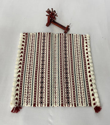 Handweave Bhujodi Wool Aashan(2x2 feet) RAKHIYO