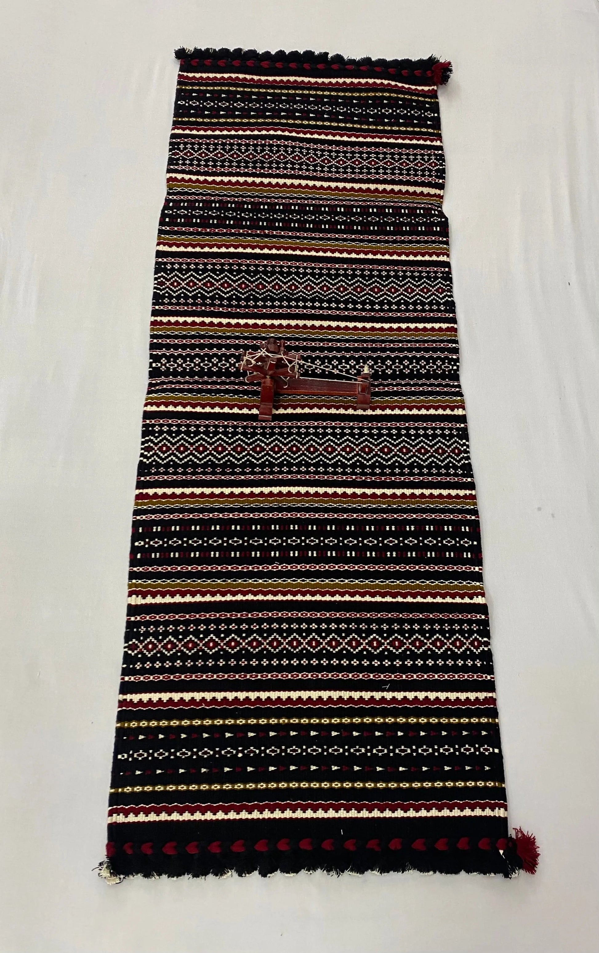 Handweave Bhujodi Woolen Runner(2x5  feet) RAKHIYO