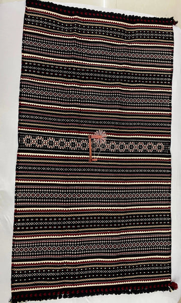 Carpet Handweave Bhujodi Woolen Carpet (4×7) RAKHIYO