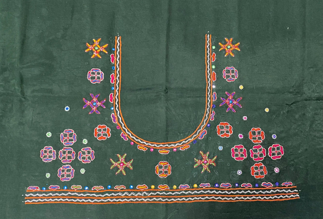 Mutva Kutch Embroidered Mashroo Silk Blouse Piece RAKHIYO