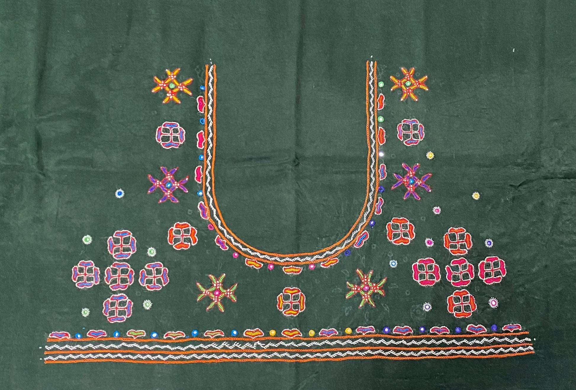Mutva Kutch Embroidered Mashroo Silk Blouse Piece RAKHIYO