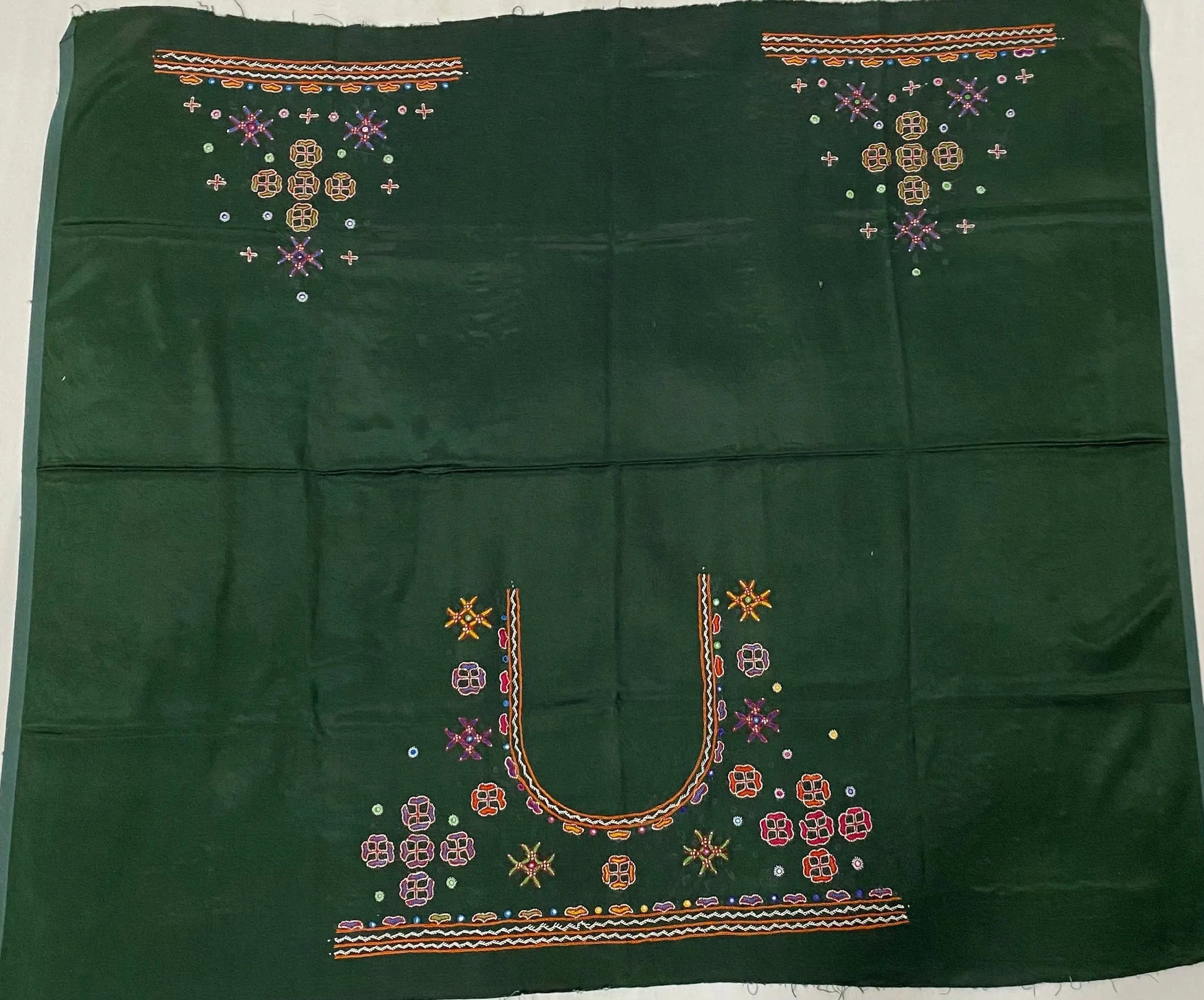 Mutva Kutch Embroidered Mashroo Silk Blouse Piece RAKHIYO
