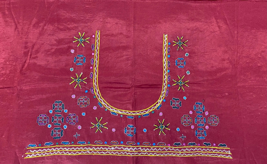 Mutva Kutch Embroidered Mashroo Silk Blouse Piece RAKHIYO
