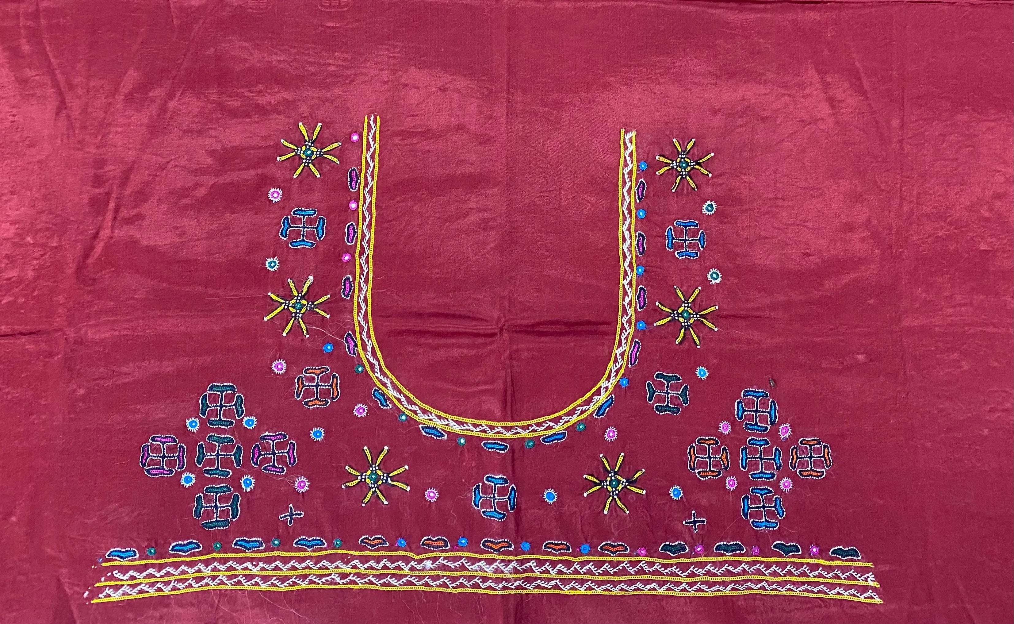 Mutva Kutch Embroidered Mashroo Silk Blouse Piece RAKHIYO