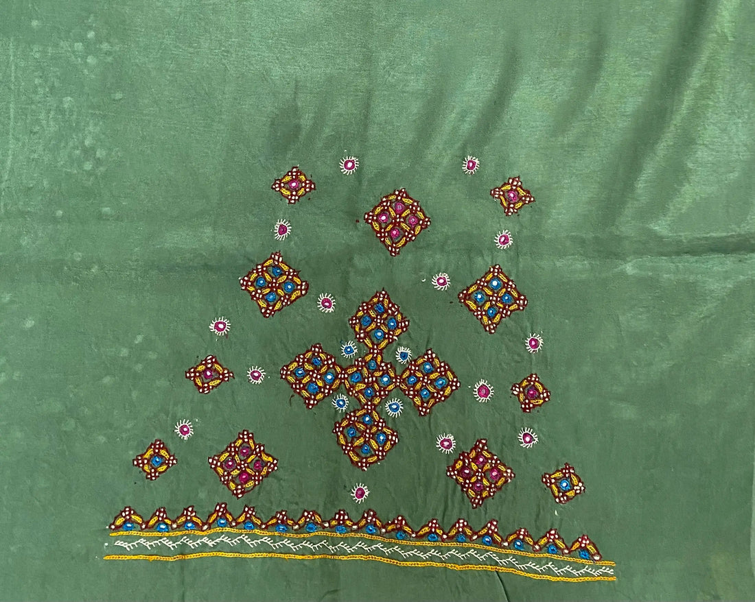 Mutva Kutch Embroidered Mashroo Silk Blouse Piece RAKHIYO