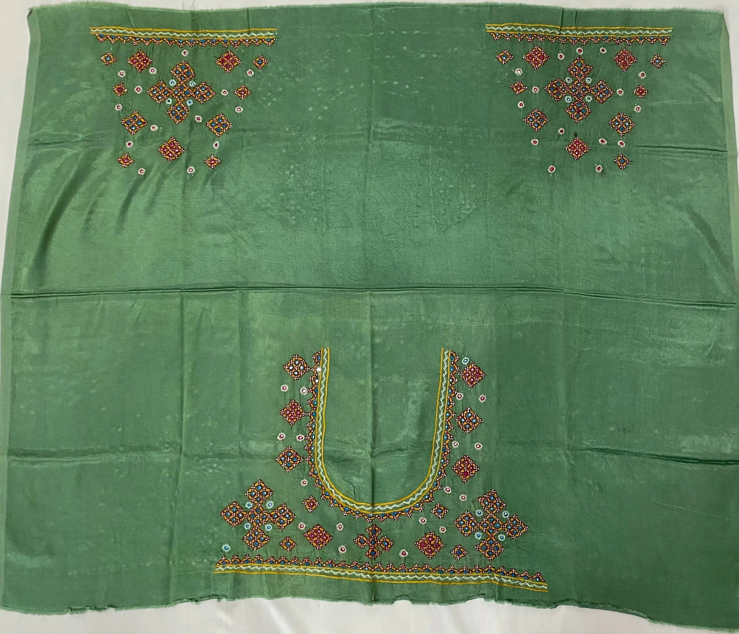 Mutva Kutch Embroidered Mashroo Silk Blouse Piece RAKHIYO