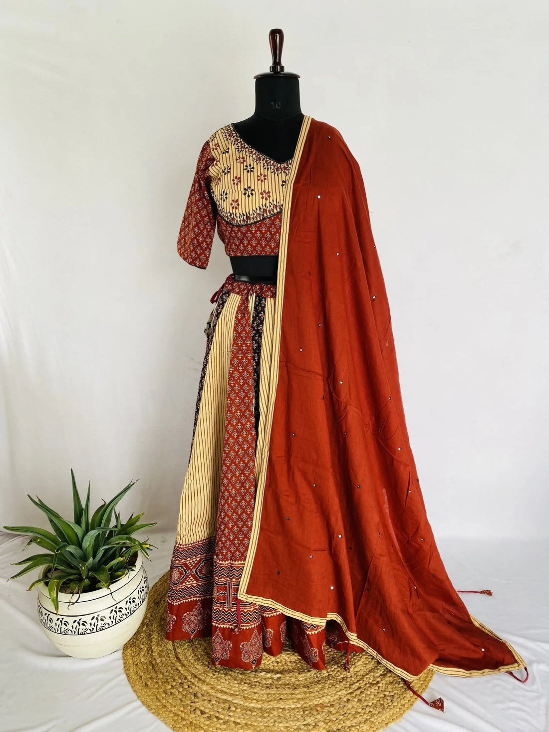 Ajarakh Maroon Blockprint Cotton Chaniyacholi RAKHIYO