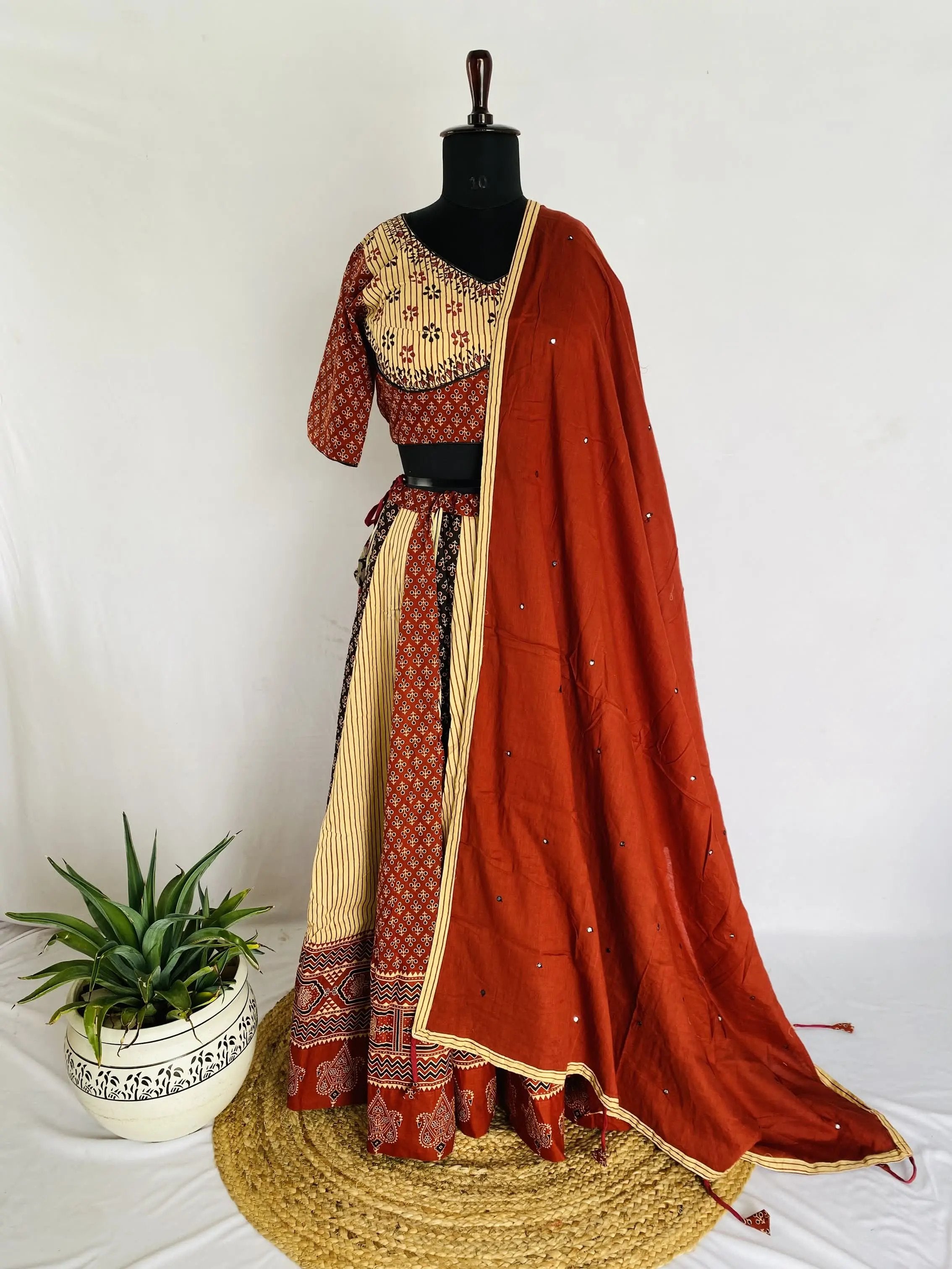Ajarakh Maroon Blockprint Cotton Chaniyacholi RAKHIYO