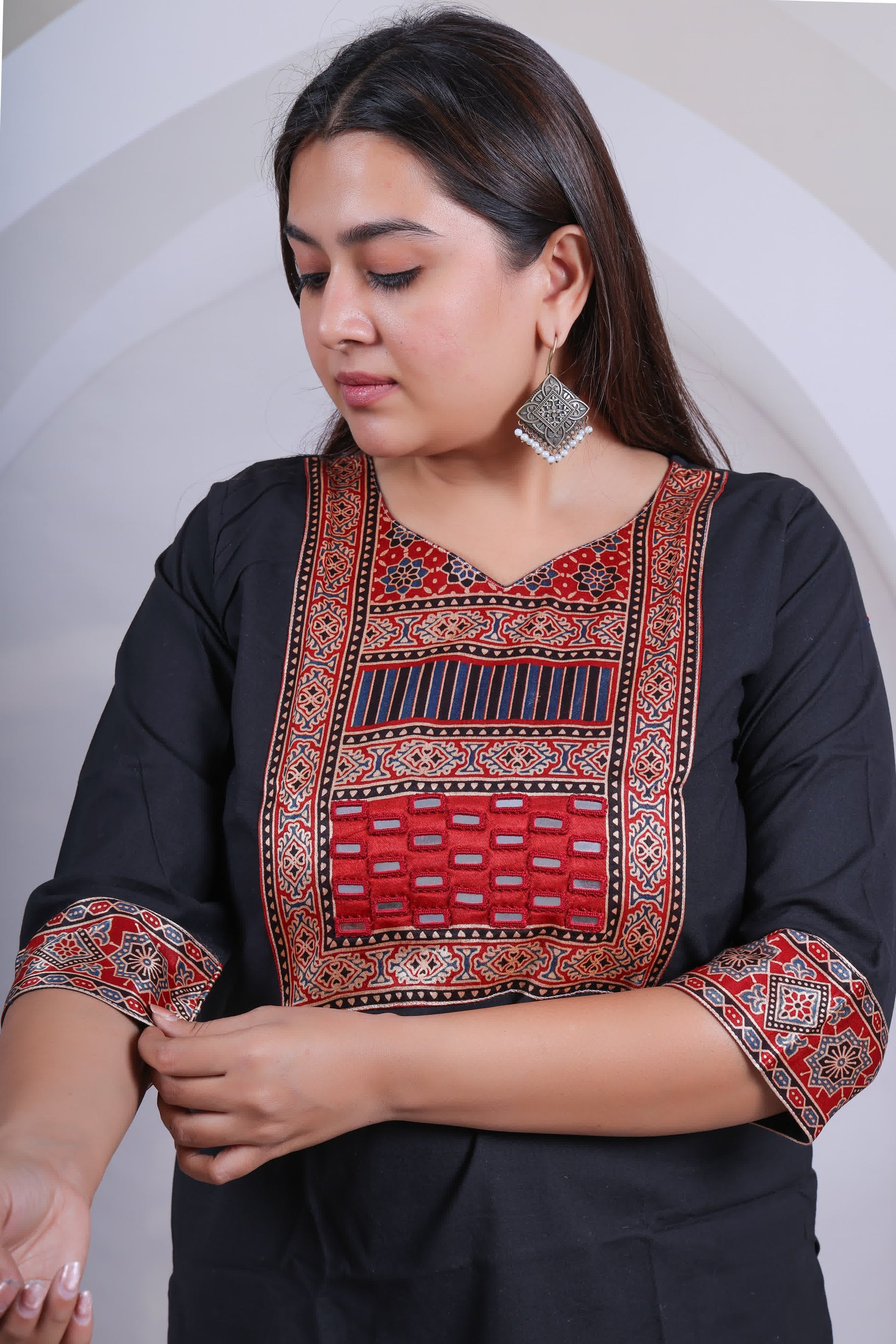 Black Kavya Ajarakh-Mirror Plain Cotton Short Top RAKHIYO