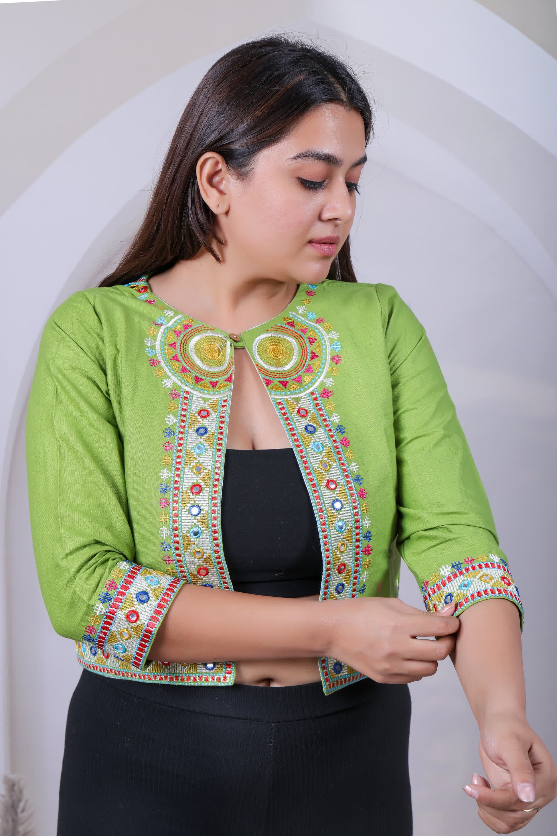 Pista Embroidered Jacket RAKHIYO