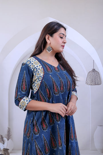 Arshu Ajarakh Indigo Leaf Cotton Kurti