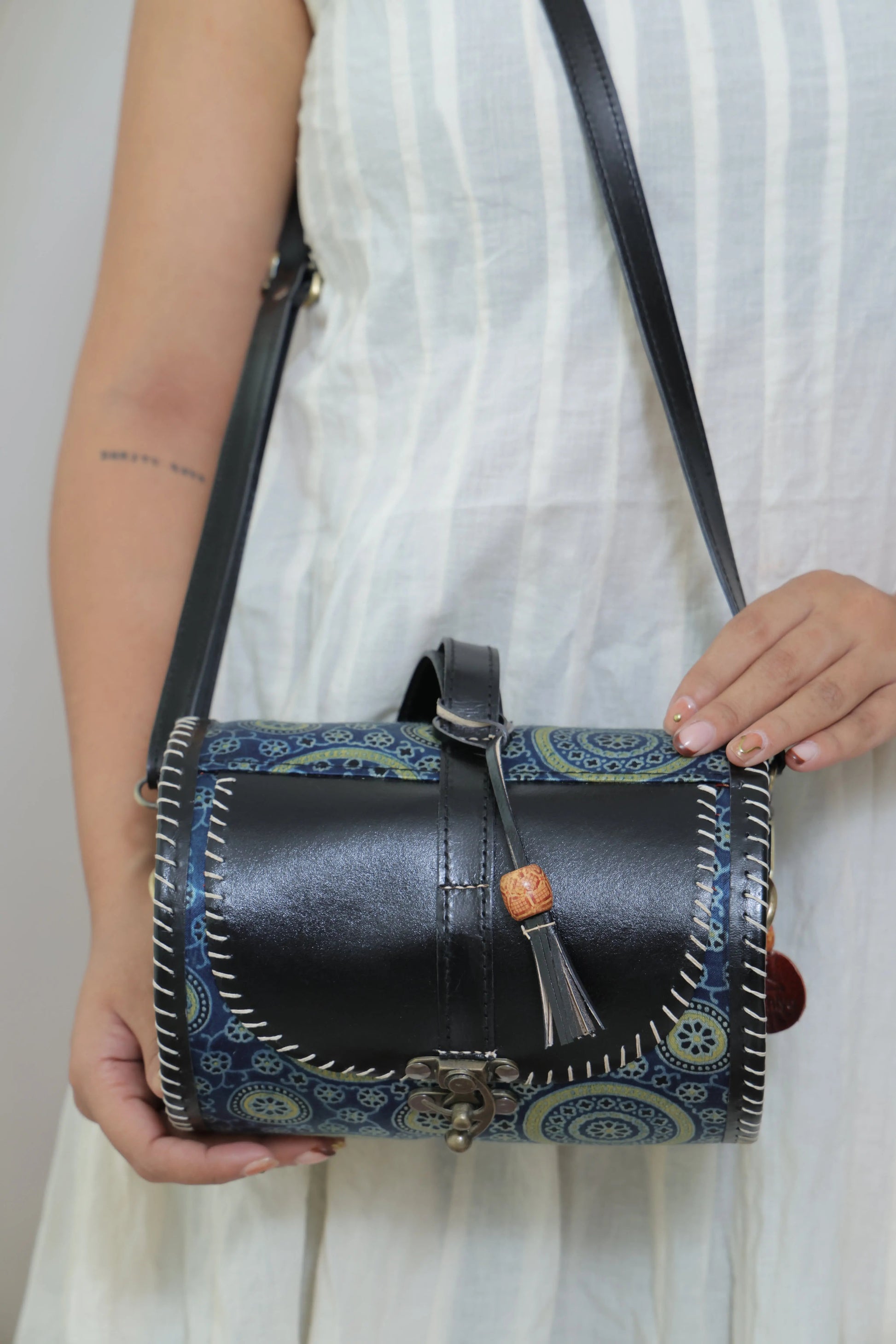 Dholak Indigo - The Sling RAKHIYO