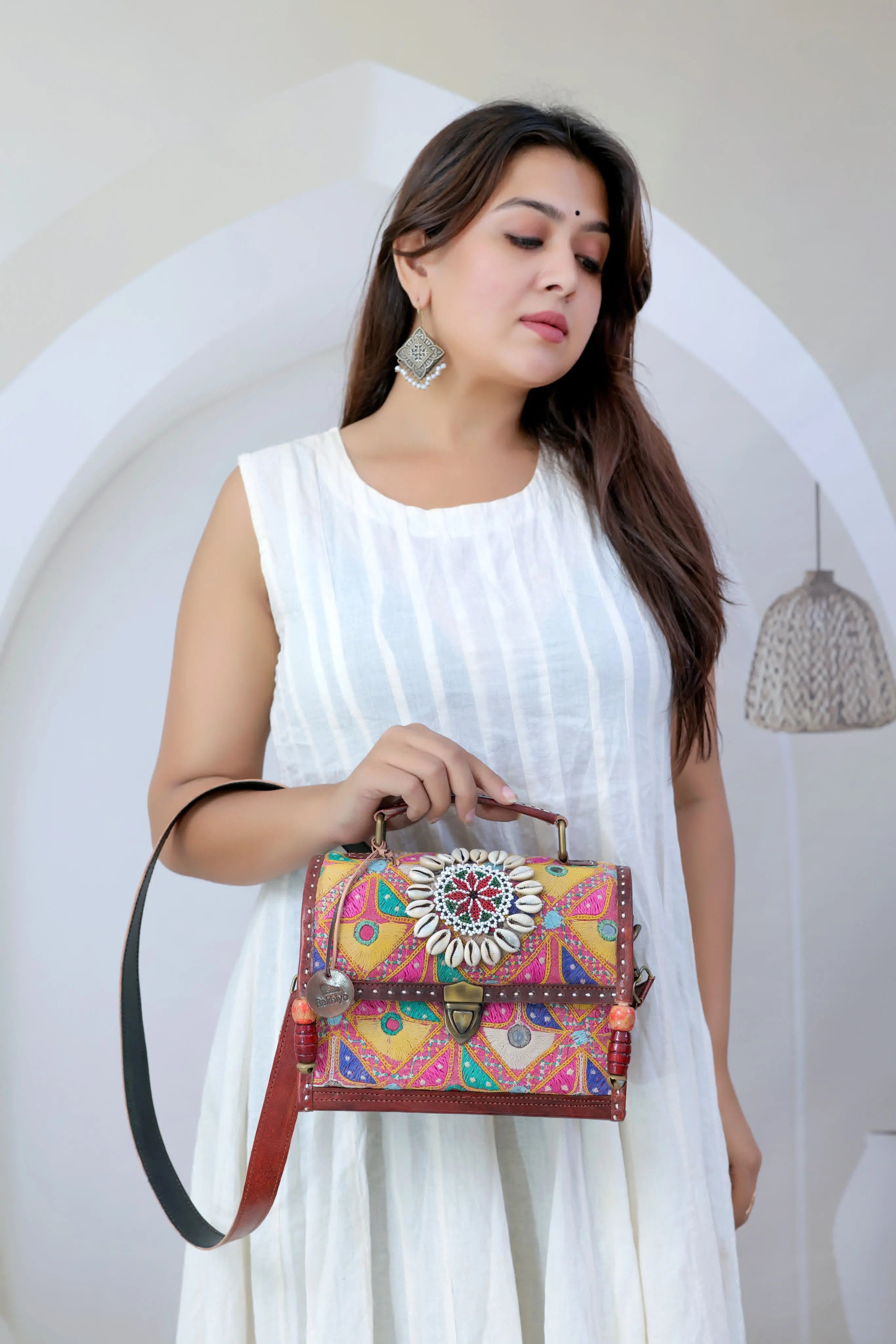 Antique Banjara Hut - The Sling RAKHIYO