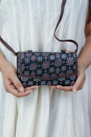 Ajarakh Wallet / Sling