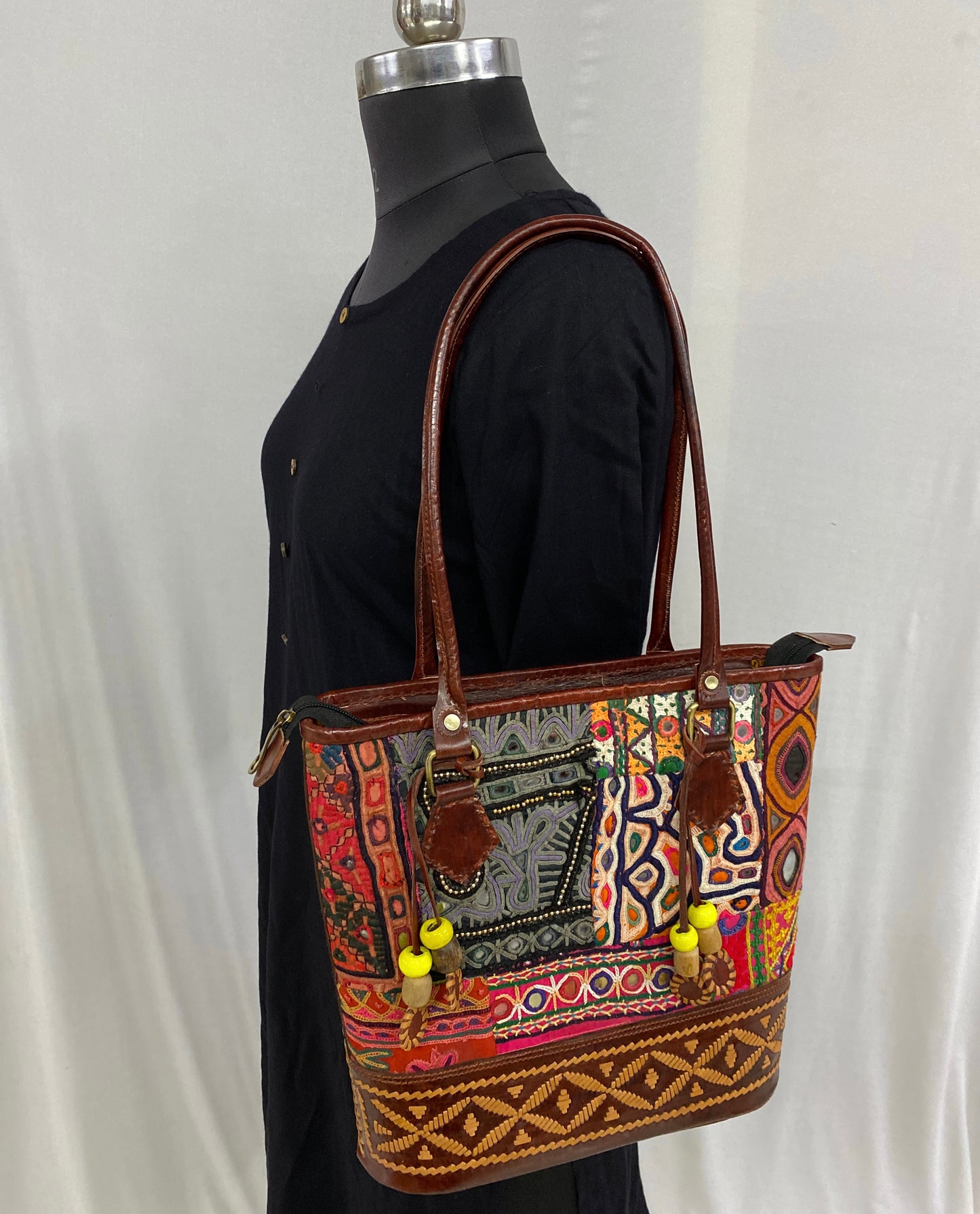 KutchhiAntique - The Tote